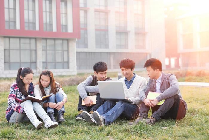 大学生活的图片素材，大学生活图片唯美