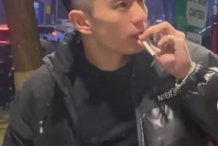 真实帅哥生活照冬天 帅哥实拍生活照一组 真实帅哥生活照冬天 帅哥实拍生活照一组