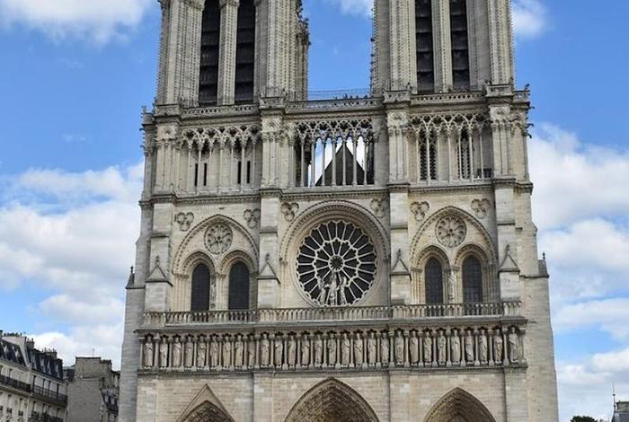 巴黎圣母院是什么式建筑的代表作(巴黎圣母院是什么式建筑的代表作?) 巴黎圣母院是什么式建筑的代表作(巴黎圣母院是什么式建筑的代表作?)