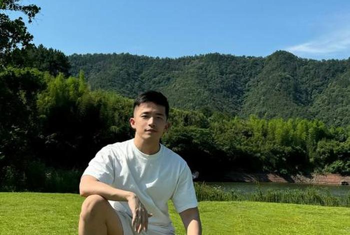 真实帅哥生活照组图 真实帅哥生活照组图片