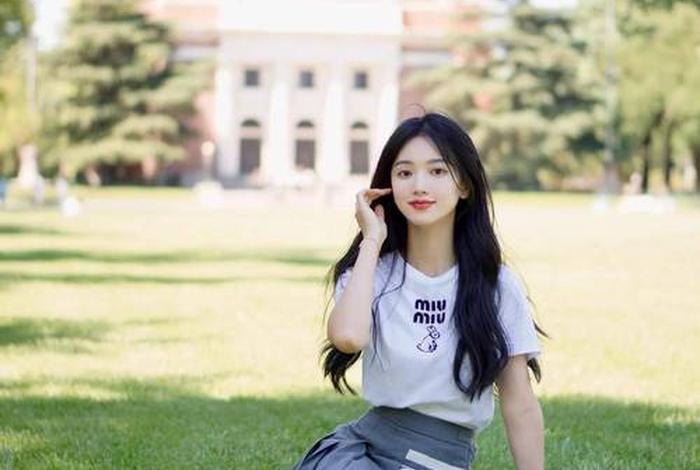 校花的生活是怎么样、校花是怎样的存在 校花的生活是怎么样、校花是怎样的存在