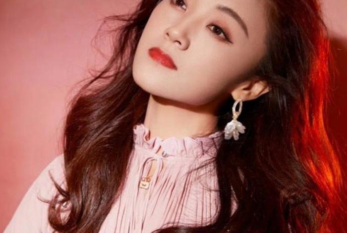 美女王小玮生活照；王小玮的生活照