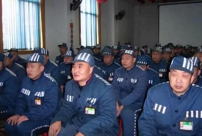 监狱生活苦吗？（监狱生活有多苦）
