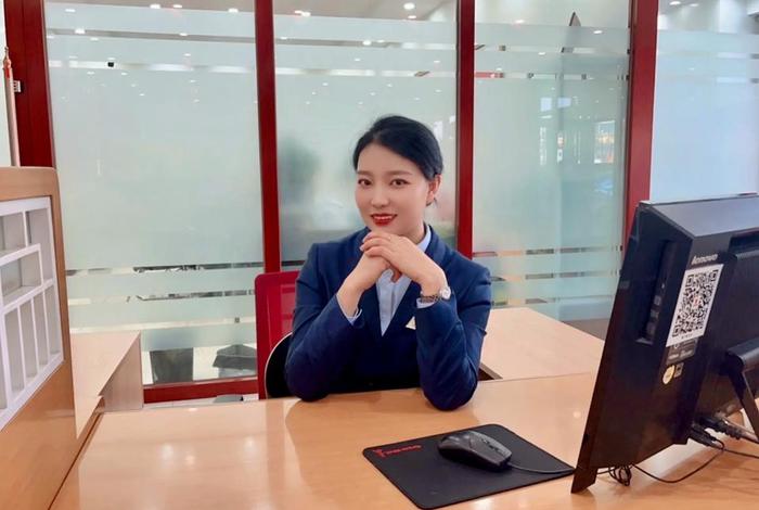 银行生活照是什么样的照片；银行 生活照