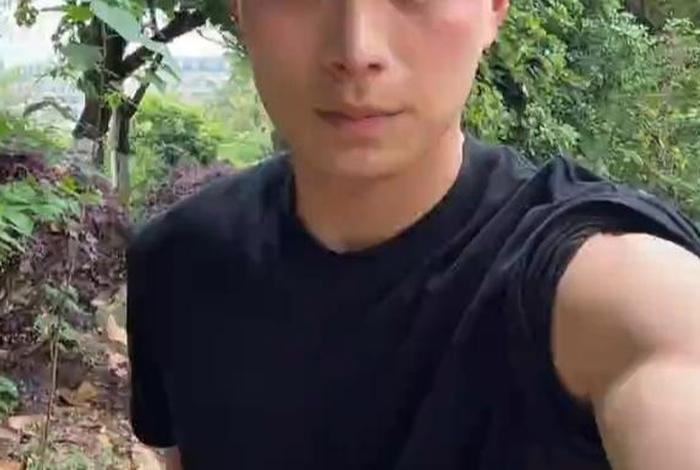 阿兵的生活正值十月下旬天气 炎热（阿兵的日生活）