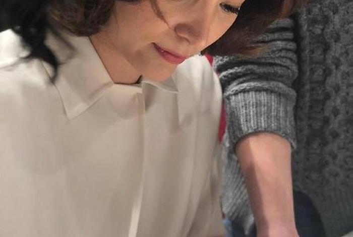 毕福剑董卿的私生活小说(董卿毕业典礼) 毕福剑董卿的私生活小说(董卿毕业典礼)