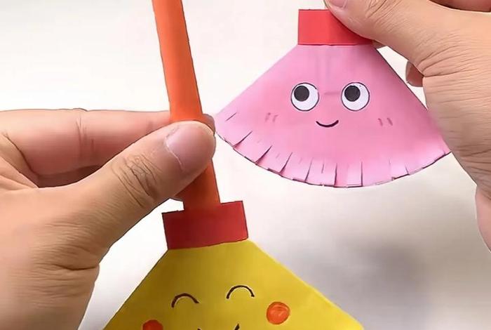 生活小妙用手工扫帚、用纸做小扫帚
