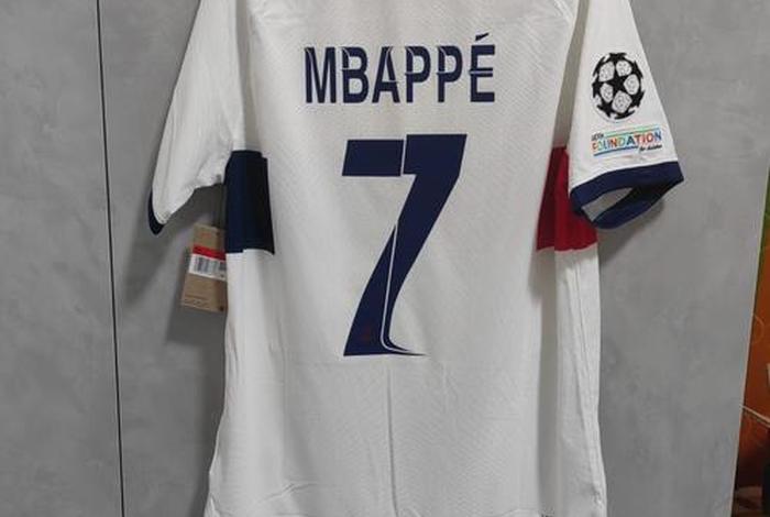 巴黎圣日耳曼;巴黎圣日耳曼球衣 巴黎圣日耳曼;巴黎圣日耳曼球衣