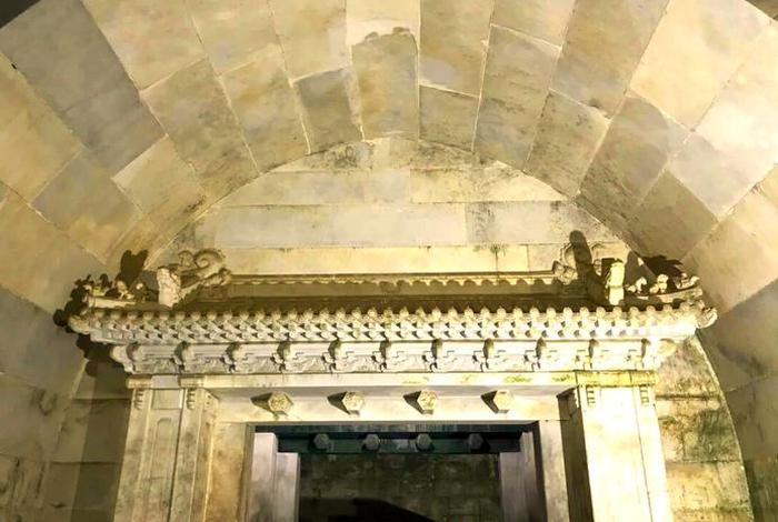 慈禧地宫的秘密；慈禧地宫文物