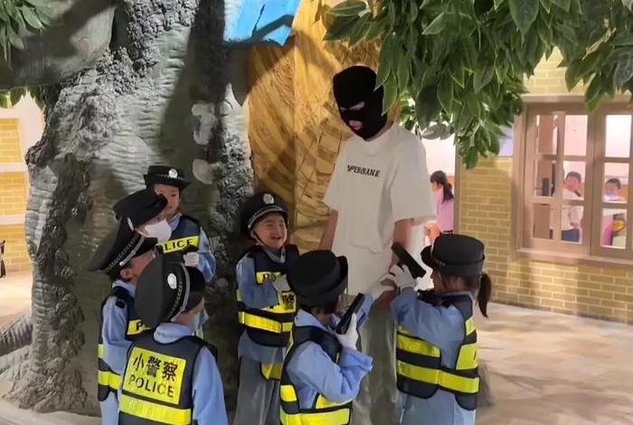 生活中的角色都有哪些 - 生活中有哪些角色扮演？