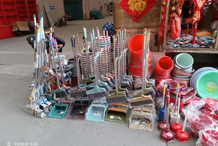 家庭生活用品批发厂家直销(生活家庭用品大全) 家庭生活用品批发厂家直销(生活家庭用品大全)