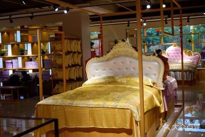 锦生活物业；锦生酒店