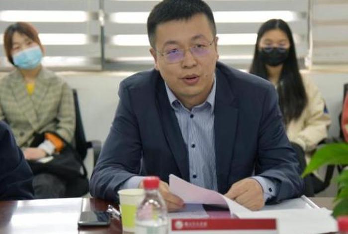 四川盛峰生活用品有限公司；四川盛锋