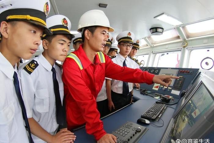 海员的生活视频大全（海员的生活是什么样子）