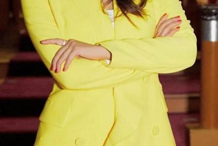 美女王小玮生活照；王小玮的生活照