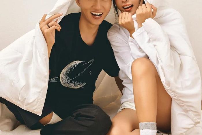 情侣生活照片图片；情侣照片生活照