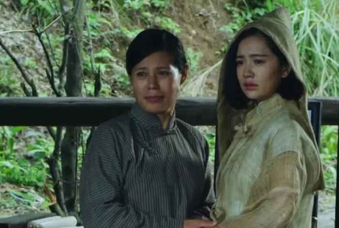 美女找大叔免费观看电视剧 - 国产少女免费观看电视剧