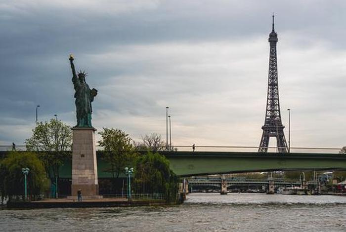 巴黎生活日常(巴黎生活知乎) 巴黎生活日常(巴黎生活知乎)