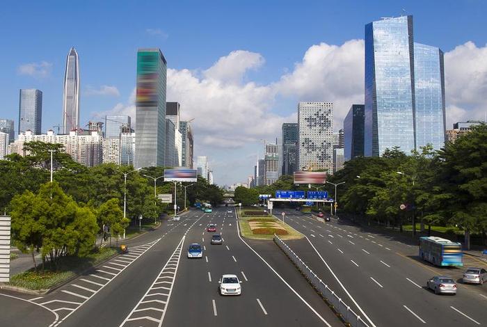 深圳市的生活环境怎么样；深圳的城市生活
