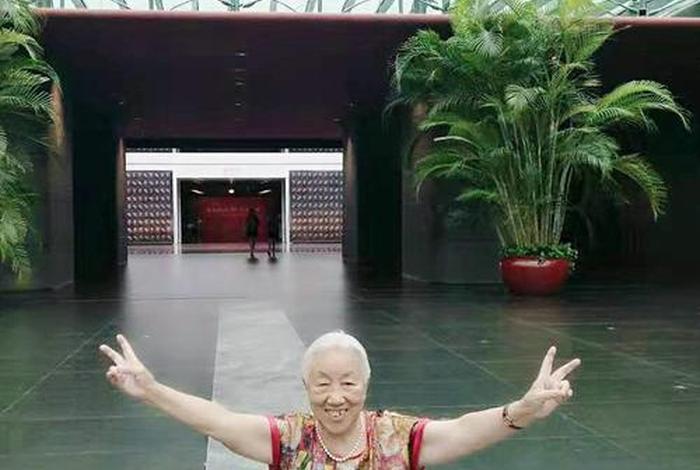 芳芳幸福生活txt下载；芳芳的幸福生活分解阅读