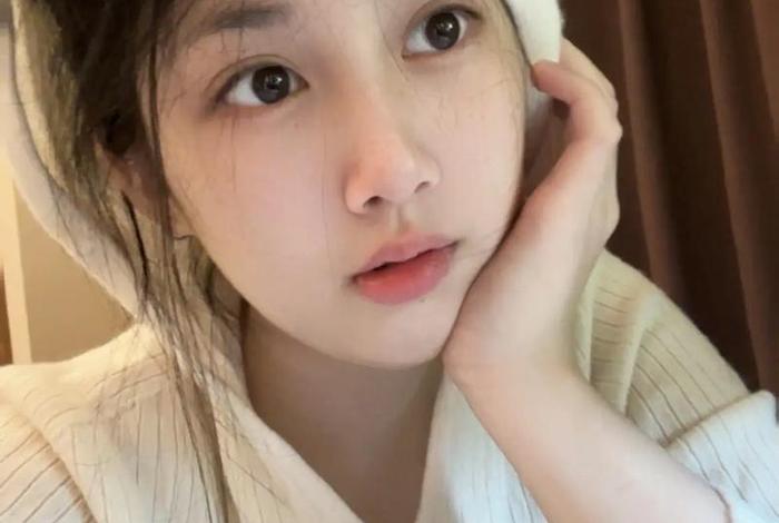 美女生活照日常生活 - 素颜照普通人女