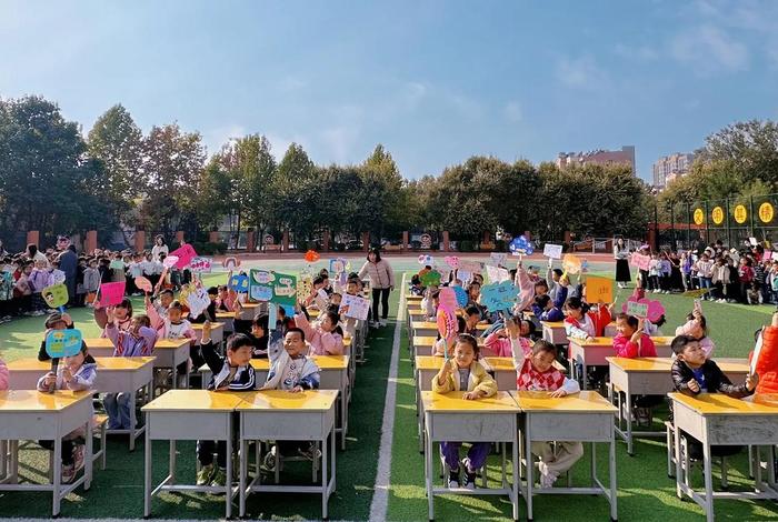 小学生校园生活图片、小学生学校生活图片