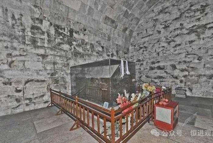 慈禧地宫的秘密；慈禧地宫文物