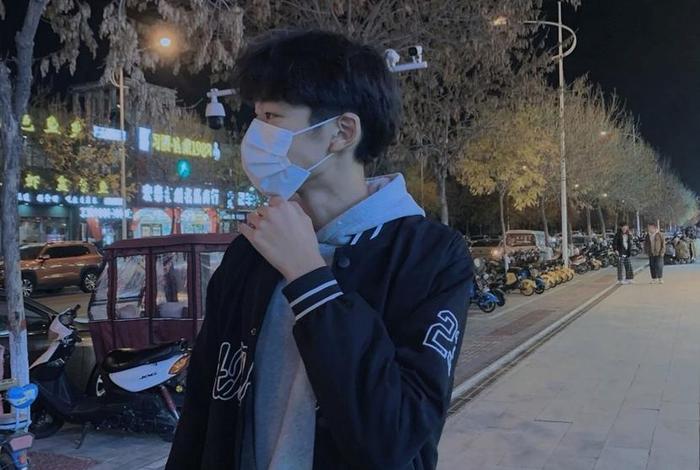 真实帅哥生活照片15岁，真实的帅哥照片