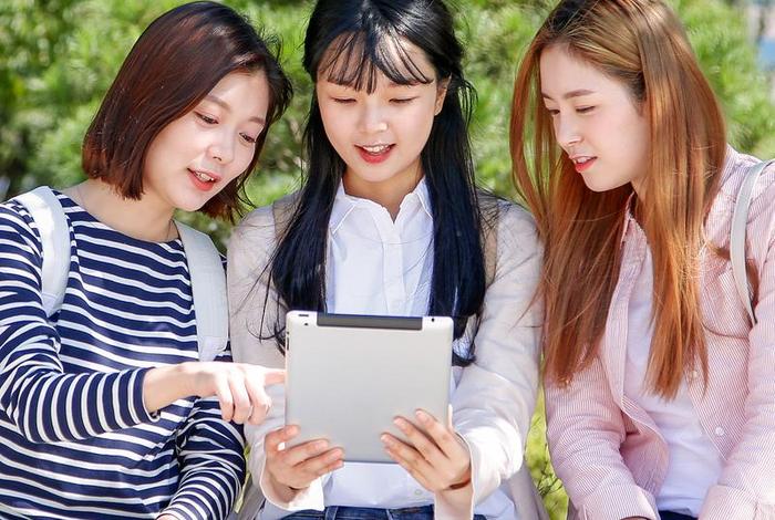 大学生活照片真实图片自然一点的 - 大学生活照片高清 大学生活照片真实图片自然一点的 - 大学生活照片高清