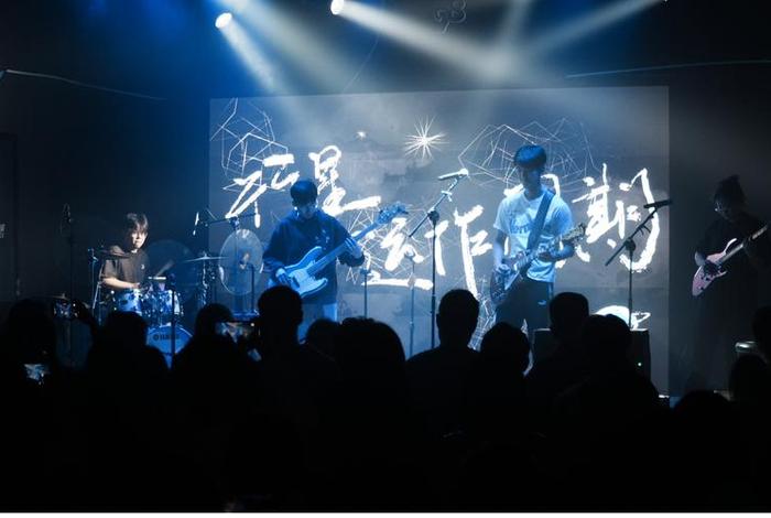 live生活日常(lives生活) live生活日常(lives生活)