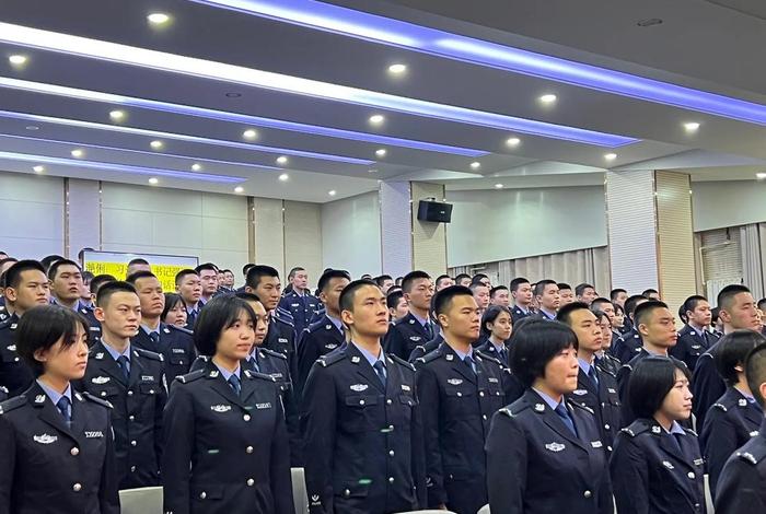 警校的生活委员是干什么的、警校生日常生活 警校的生活委员是干什么的、警校生日常生活