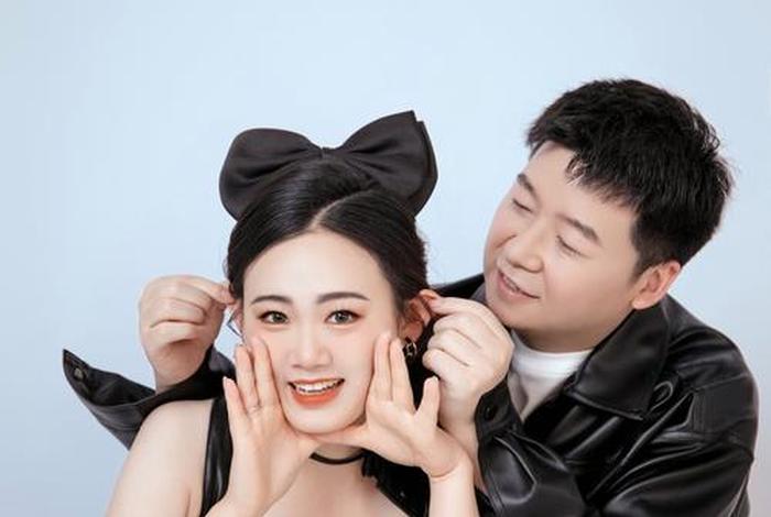 情侣生活照片怎么命名，情侣照片生活照