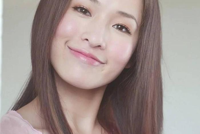 萧亚轩近期生活照；萧亚轩近期的样子