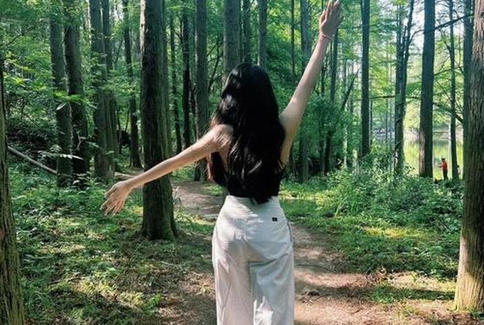 女人悠闲生活图片;女生悠闲地图片 女人悠闲生活图片;女生悠闲地图片