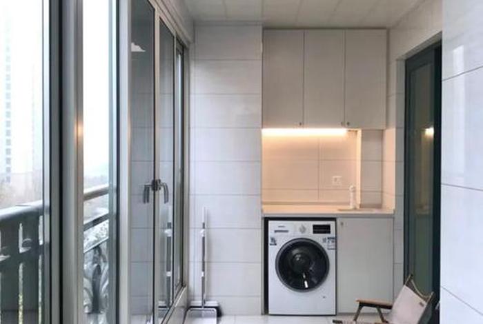 生活阳台封窗设计效果图 - 生活阳台的装修设计图片