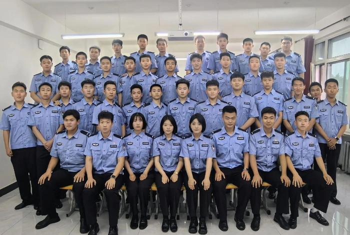 警校的生活视频大全，警校的生活视频大全下载