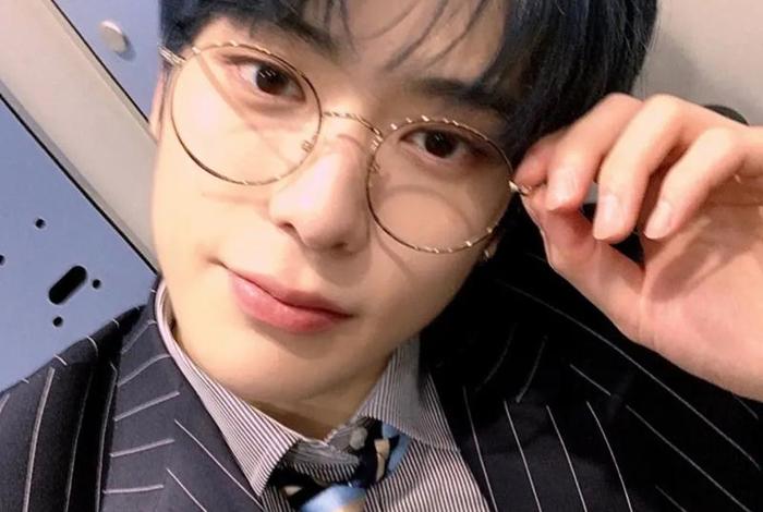 真实帅哥生活照戴眼镜 帅哥真实生活照片十几张 真实帅哥生活照戴眼镜 帅哥真实生活照片十几张