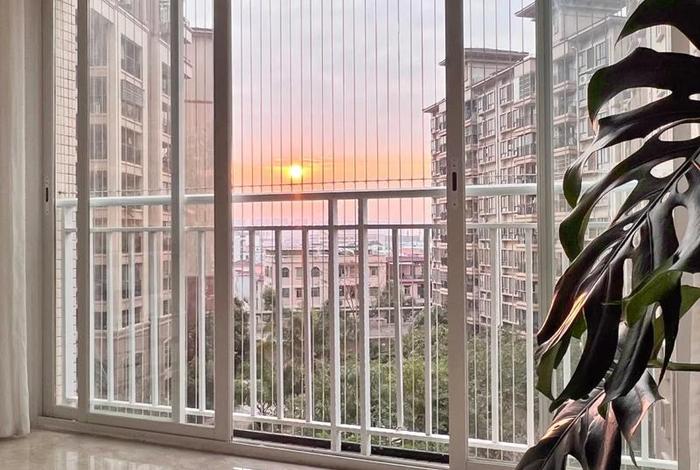 生活阳台吊顶不、生活阳台吊不吊顶