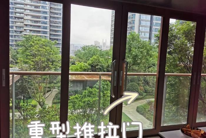 生活阳台封窗需要拆掉厨房门窗吗,阳台封窗有必要吗 生活阳台封窗需要拆掉厨房门窗吗,阳台封窗有必要吗