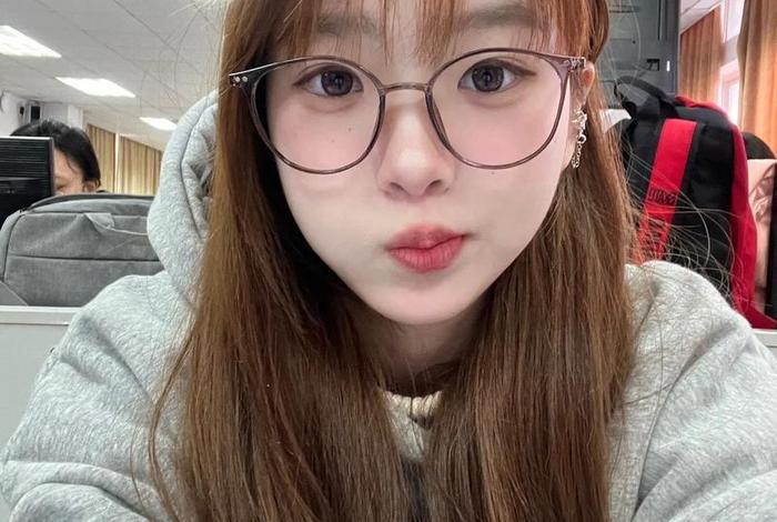 大学生活照片视频 大学生生活照片图 大学生活照片视频 大学生生活照片图