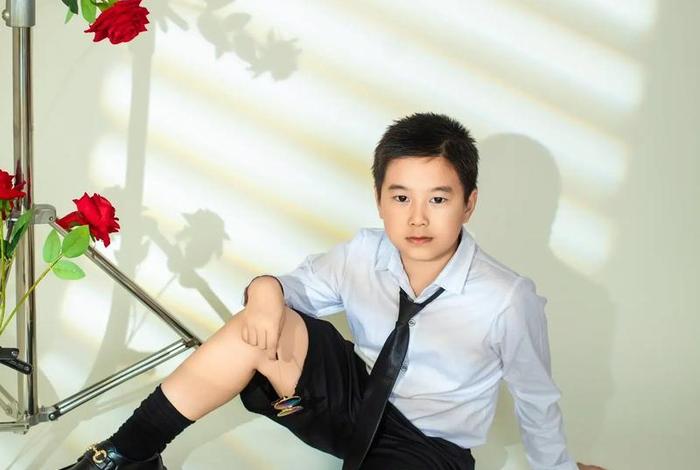 8岁真实男头像生活照 8岁小男孩的照片 8岁真实男头像生活照 8岁小男孩的照片