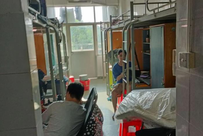 大学寝室生活日常 大学寝室生活的介绍 大学寝室生活日常 大学寝室生活的介绍