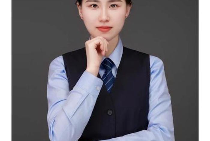 银行生活照放什么照片好，银行生活照放什么照片好看