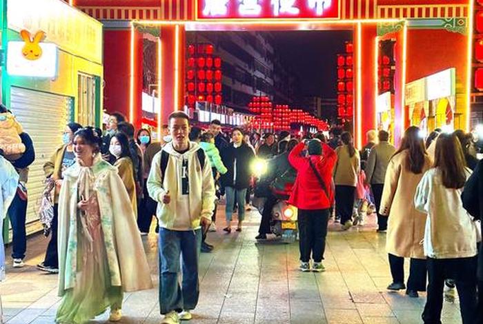 洛阳的夜生活有哪些,洛阳出名的夜市在哪里 洛阳的夜生活有哪些,洛阳出名的夜市在哪里