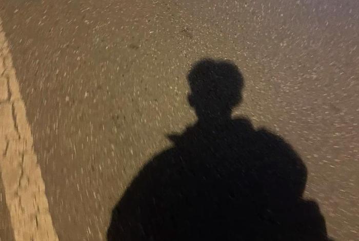 大学生活照片男 大学生活照片男生背影 大学生活照片男 大学生活照片男生背影