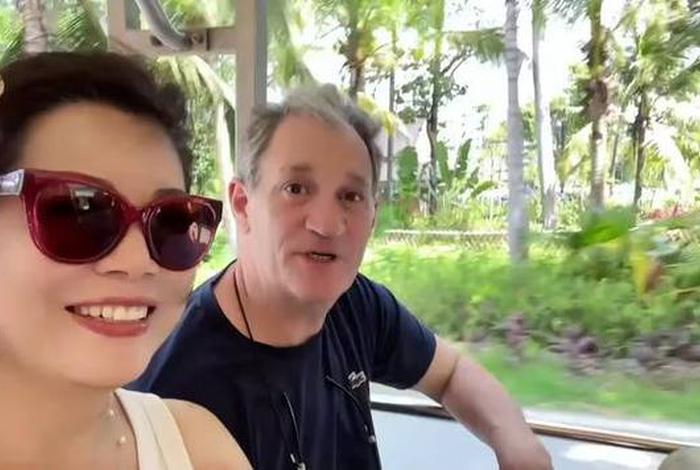 在法国生活的四姐家房子,法国老公四姐 在法国生活的四姐家房子,法国老公四姐