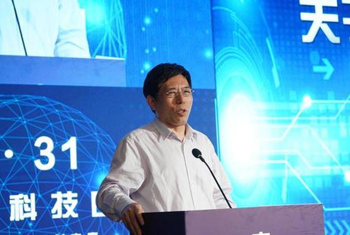 八戒集团 - 八戒集团董事长简历