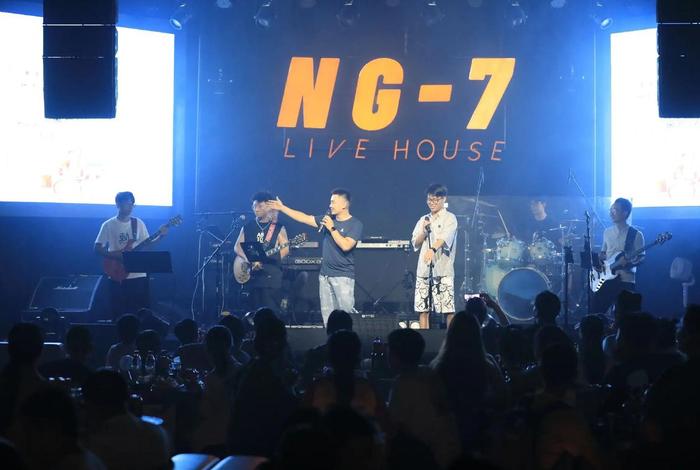 live生活商城(live 生活) live生活商城(live 生活)