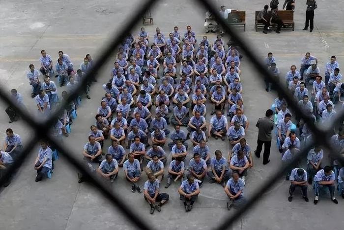 监狱生活枯燥吗 监狱的生活很枯燥吗