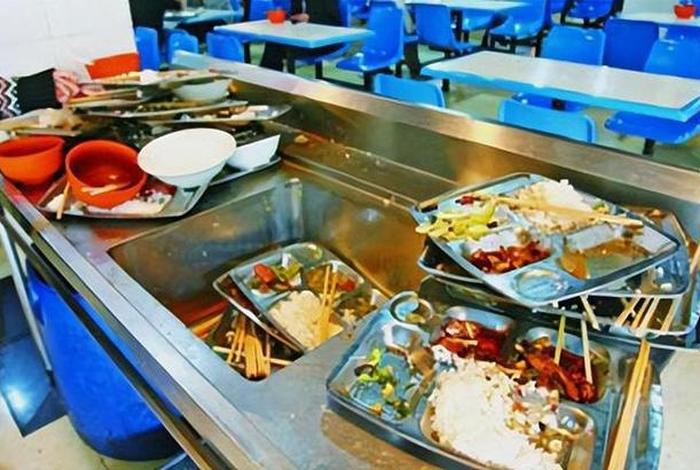 生活中的浪费现象题目（生活中的浪费问题）